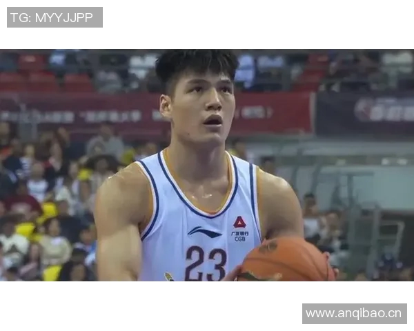 陈国豪勇战马刺展现实力14分3前场板助球队争胜