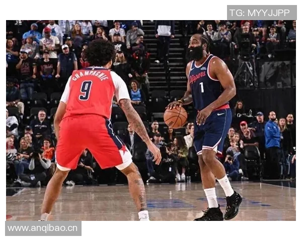 快船遭遇历史性低迷近20场仅获3胜创球队15年最差纪录